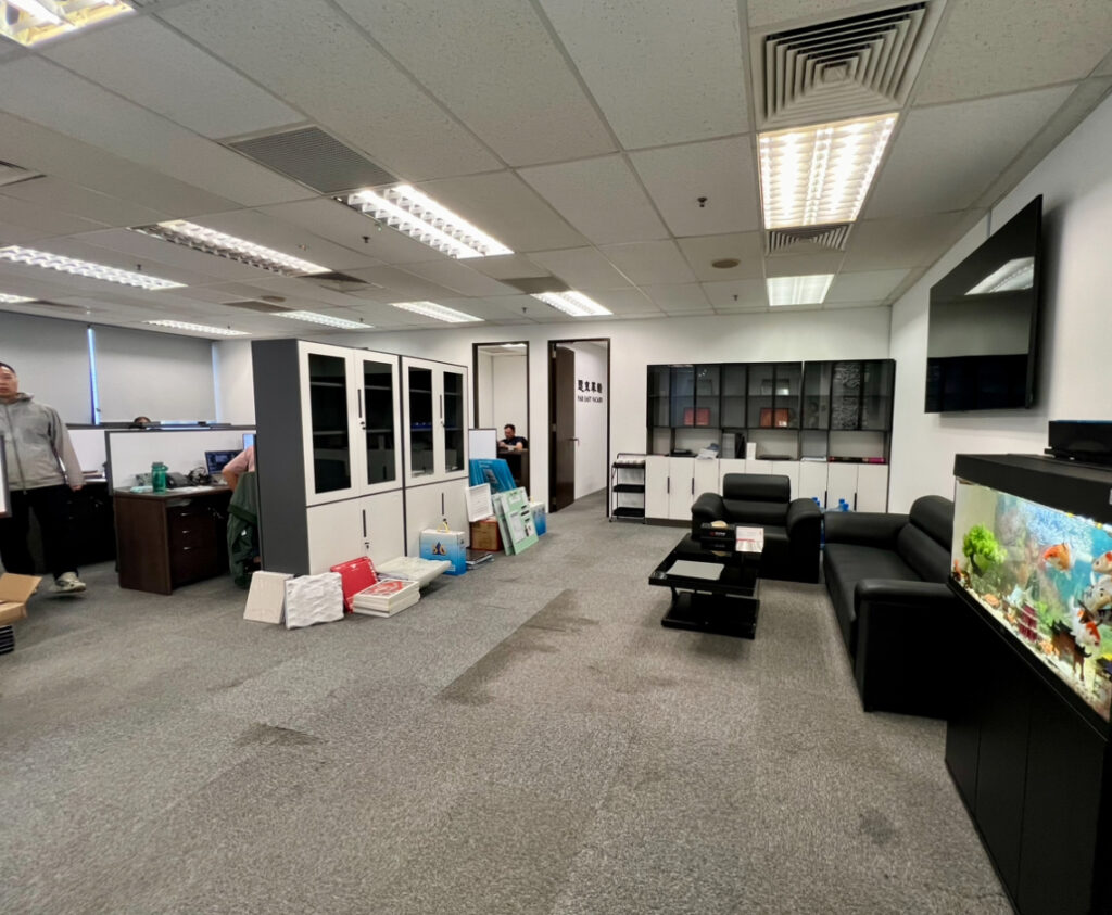 GB BUILDING | Well Fitted Office |