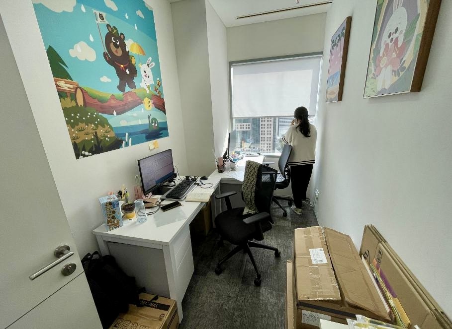 Suntec City – Fitted Office – Department Room