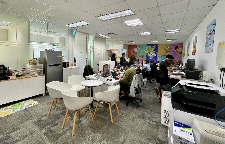 Suntec City – Fitted Office – Workstations (2)