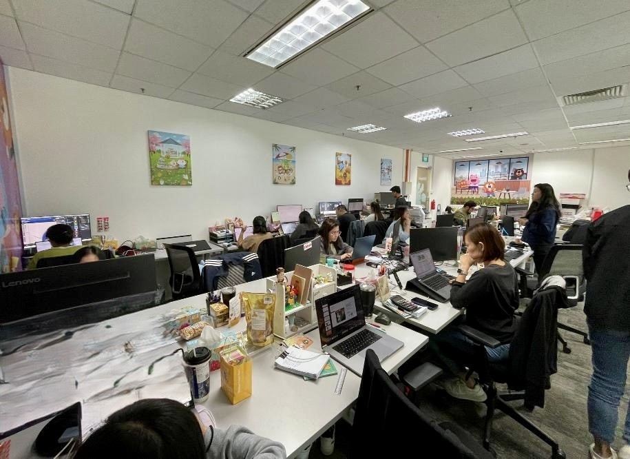 Suntec City – Fitted Office – Workstations