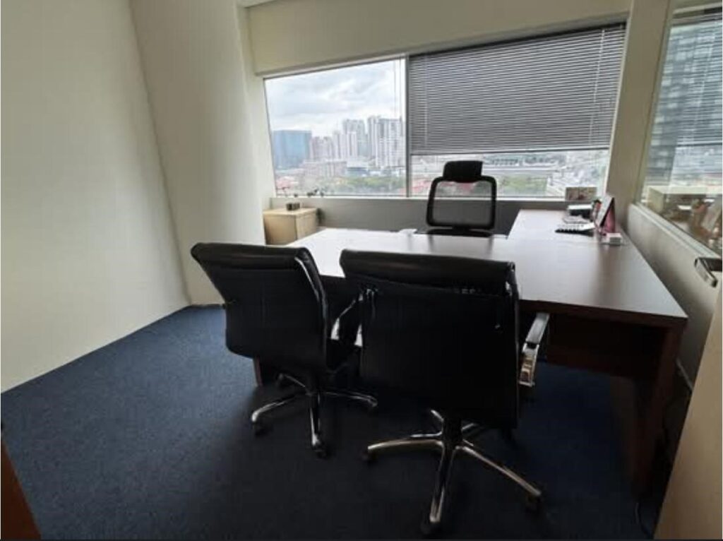 Bugis – Fitted Office – Manager’s Room