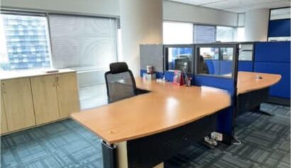 Bugis – Fitted Office – Workstations (1)