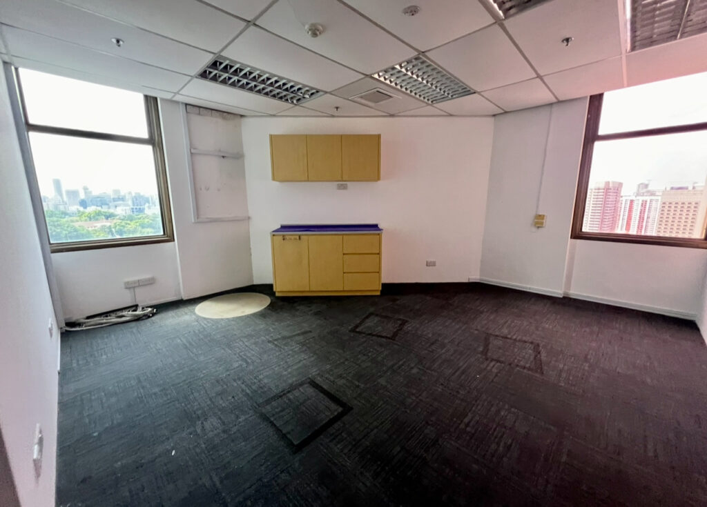 City Hall – Fitted Office – Meeting Room