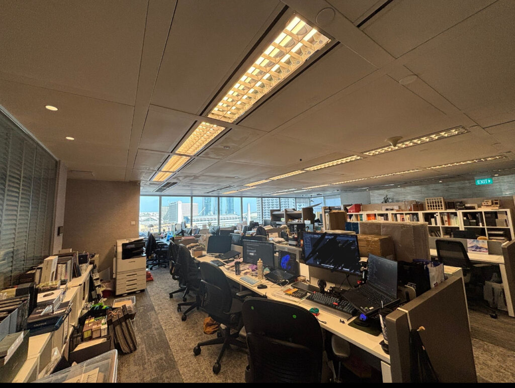 City Hall – Fitted Office – Workstations (1)