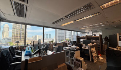 City Hall – Fitted Office – Workstations