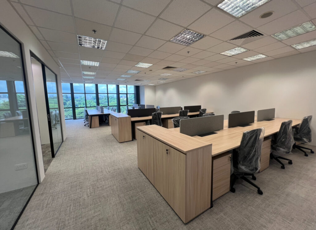 Dhoby Ghaut – Fitted Office – Workstations