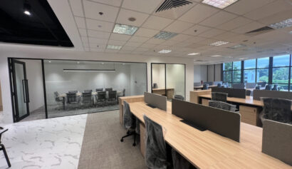 Dhoby Ghaut – Fitted Office – Workstations (2)