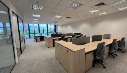 Dhoby Ghaut – Fitted Office – Workstations