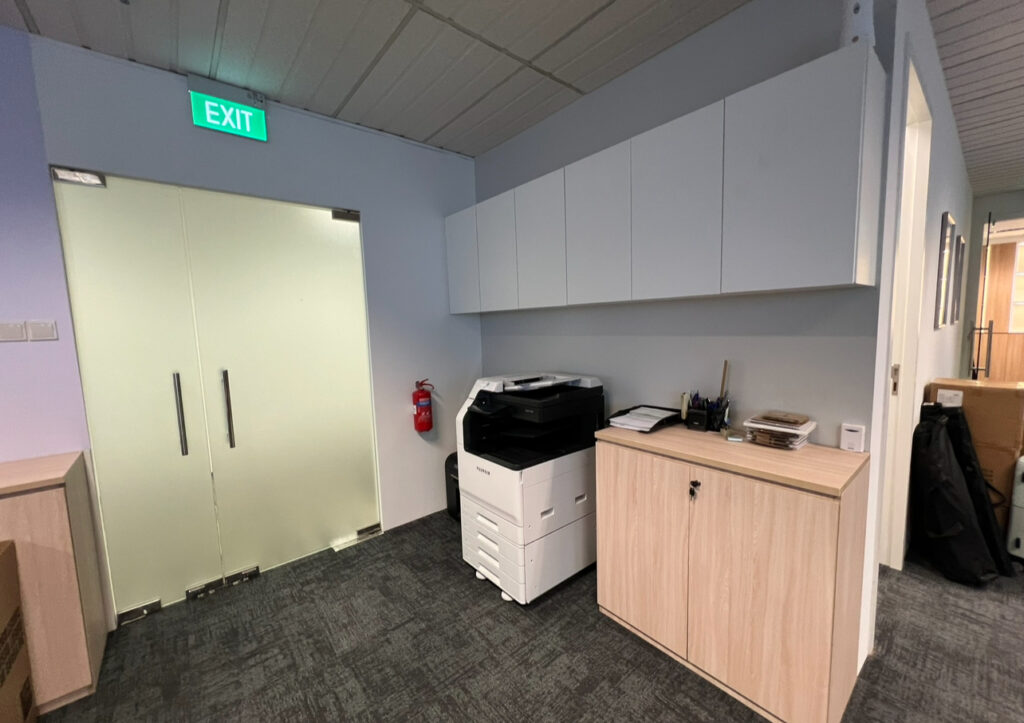Raffles Place – Fitted Office – Utility Area