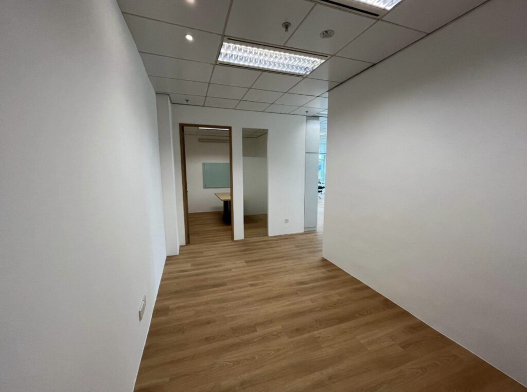 Bugis – Office