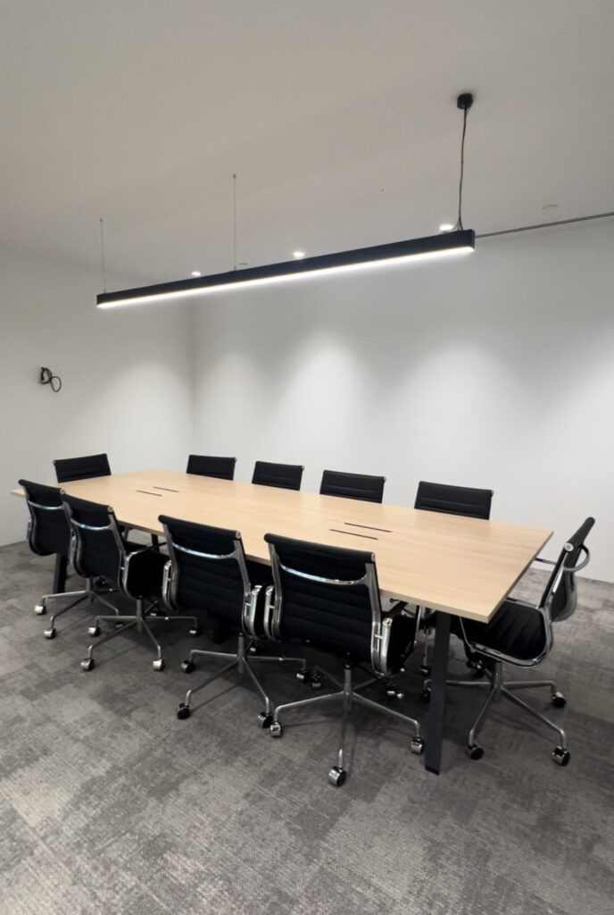 Dhoby Ghaut – Fitted Office – Conference Room