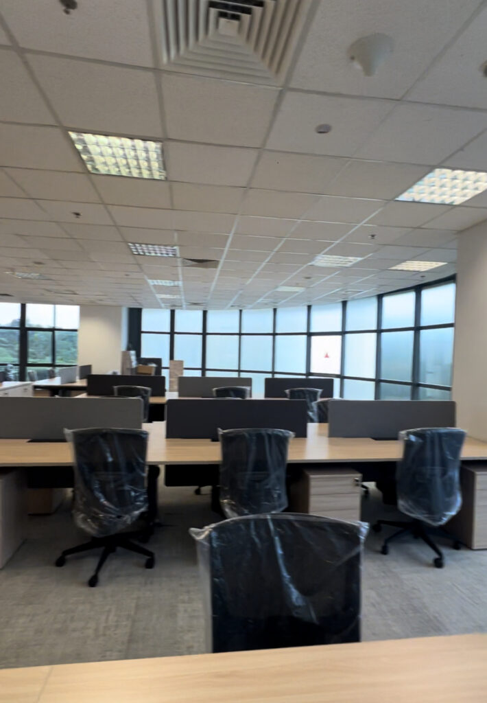 Dhoby Ghaut – Fitted Office – Workstations