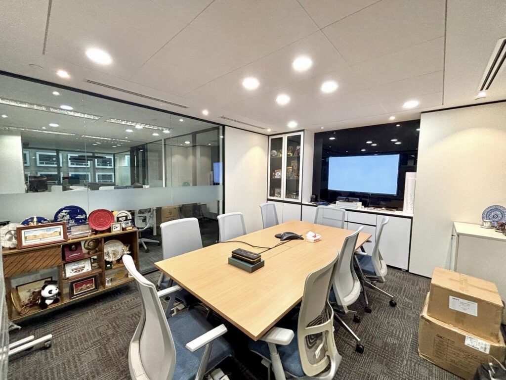 City Hall – Fitted Office – Meeting Room